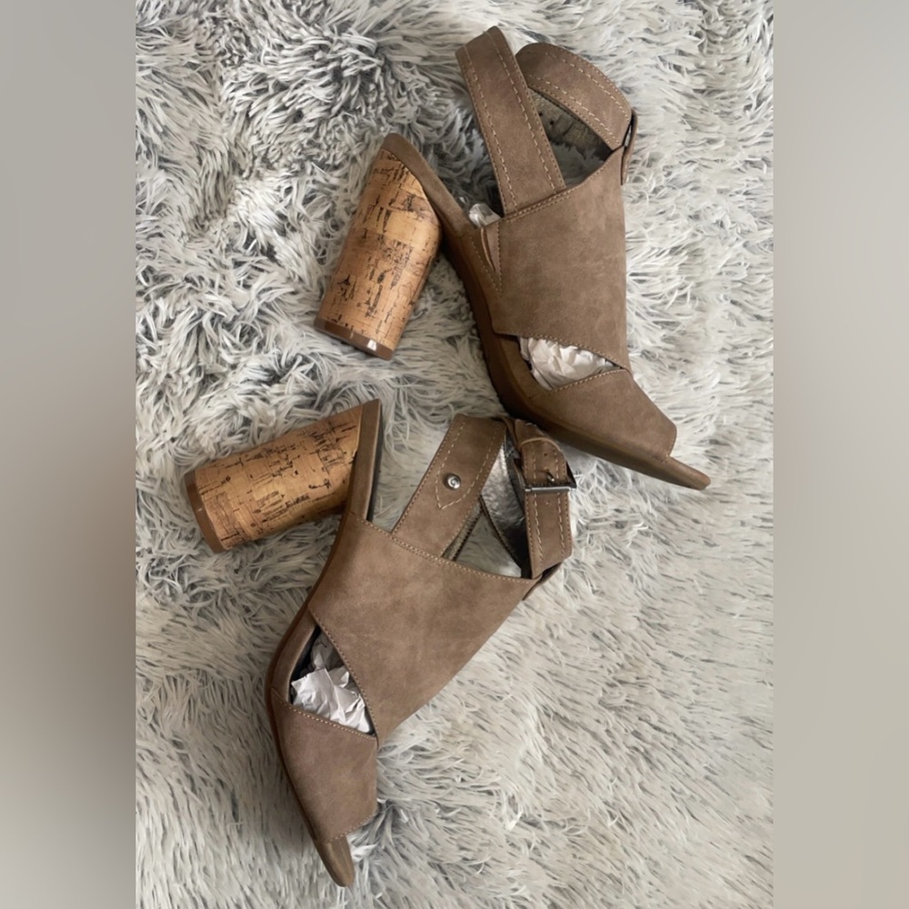 G By Guess Jonra